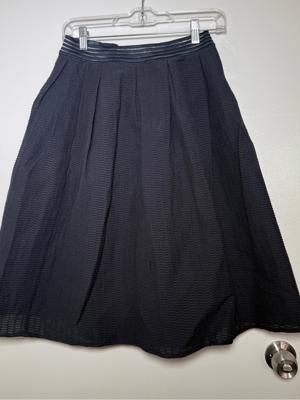 Armani Exchange Women’s Navy Textured A-Line Skirt NWT Size 0
